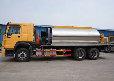 Chine Camion d'arroseuse d'asphalte du camion HOWO 6x4 16 CBM 16M3 de correction d'asphalte de haute performance fournisseur