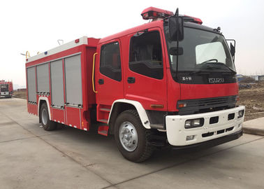 Chine 11000 litres du feu de camion de pompiers d'eau de réservoir d'acier au carbone d'axes du matériel 2 pour ISUZU fournisseur