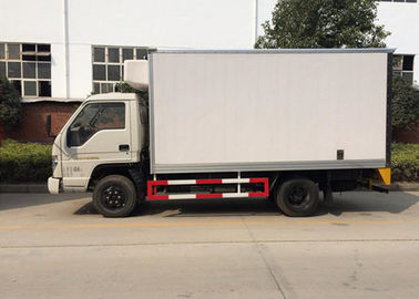 Chine 4X2 camion de livraison réfrigéré de camion/congélateur de boîte de 3 tonnes pour l'OEM de drogue disponible fournisseur