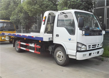 Chine Petite dépanneuse d'ISUZU 4x2, 6 roues camion de naufrageur à plat de 3 tonnes pour deux/trois voitures fournisseur