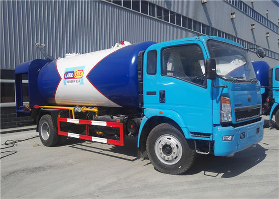 4x2 12CBM 5 tonnes 6 tonnes de LPG de livraison de couleur du camion 12000L adaptée aux besoins du client pour HOWO