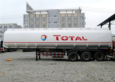 Chine 3 de l'axe 45000L de pétrolier compartiments résistants 45M3 de la remorque 4 semi pour transporter l'huile fournisseur