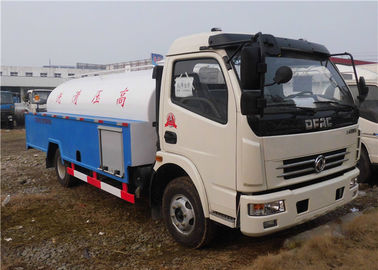 Chine Petit camion à haute pression de pompe d'égout de la remorque 5000L de camion-citerne aspirateur de Dongfeng 4x2 fournisseur