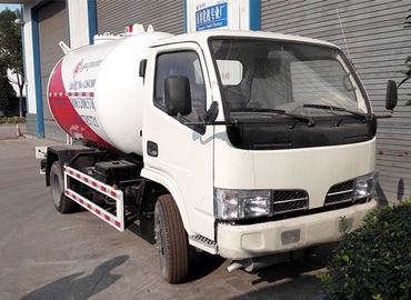 Chine 4x2 5M3 2,5 tonnes de queue écourtée de LPG du camion 5000L 2.5T de propane de gaz de pétrole liquéfié fournisseur