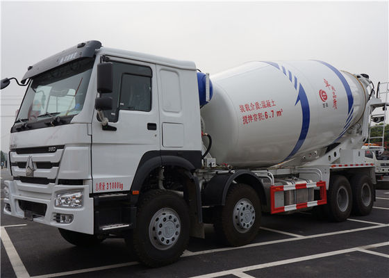Le camion de béton préparé de HOWO 8X4 12M3 12 mètres cubes avec le mélangeur battent du tambour