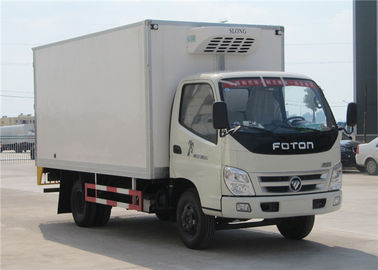 Chine Camion réfrigéré de boîte de roues de FOTON 6 petit, 3 tonnes de réfrigérateur de camion de congélateur fournisseur