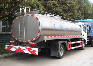 Le rouleur de Dongfeng 6 a isolé le camion de livraison de lait 8000L - 10000L OIN 9001 approuvée fournisseur