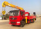 Dongfeng 4x2 camion de grue de 4 tonnes, camion de 2 axes a monté la grue télescopique fournisseur